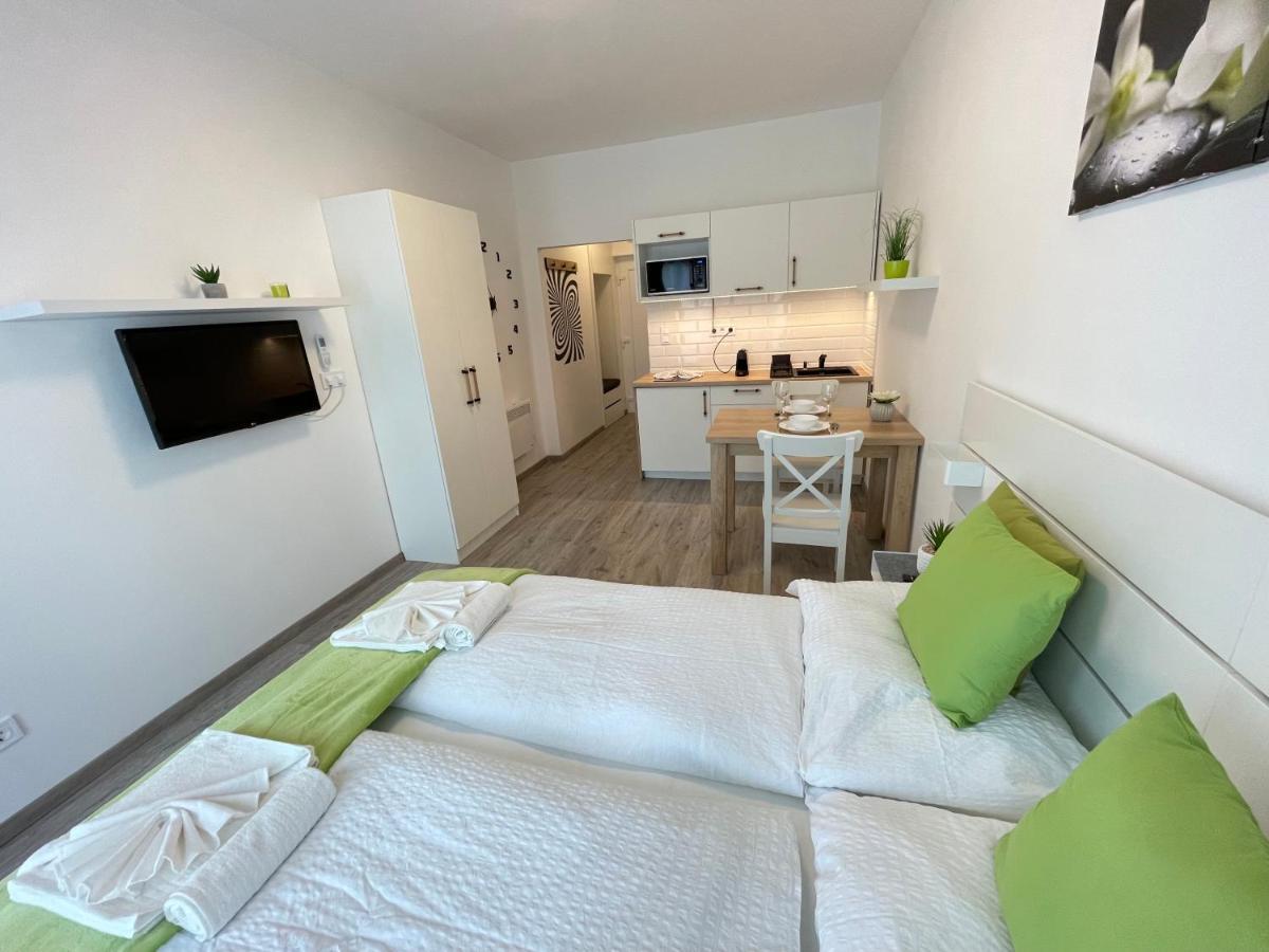 Siesta Apartman Balatonberény Esterno foto