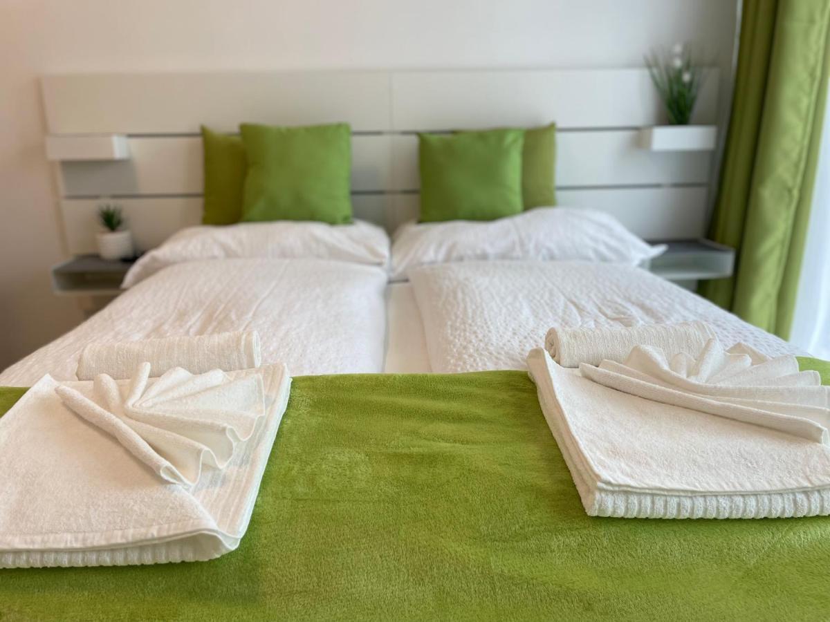 Siesta Apartman Balatonberény Esterno foto